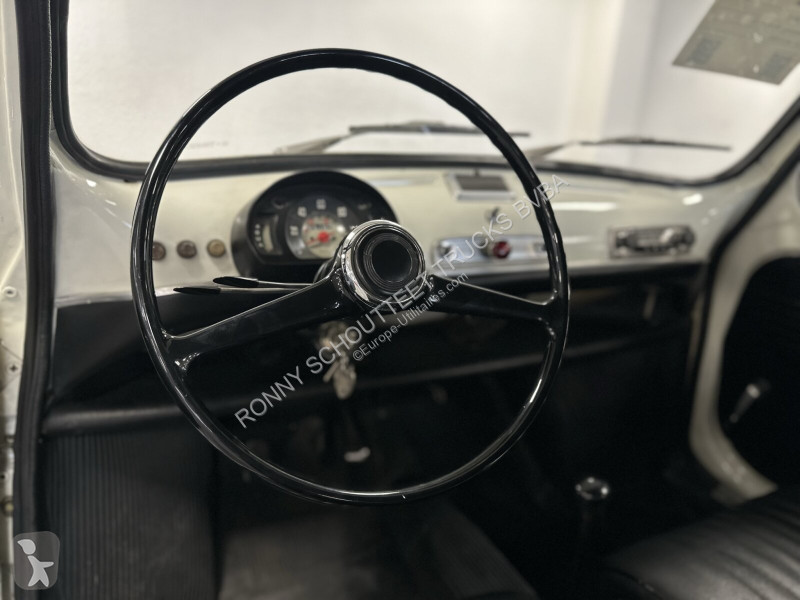 Véhicule utilitaire Seat 600 E 600 E