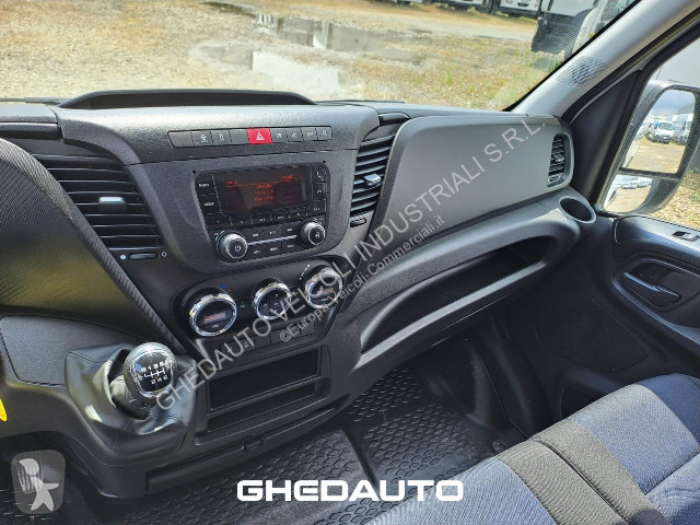 Veicolo commerciale Iveco Daily 35S16S V - 35S16V
