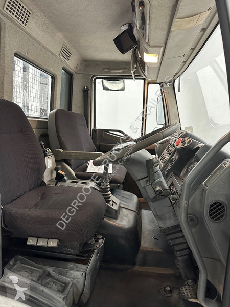 Véhicule utilitaire Iveco 75E17 - RHD