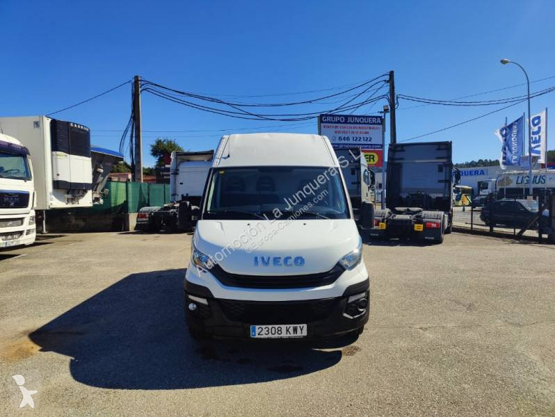 Furgoneta Iveco