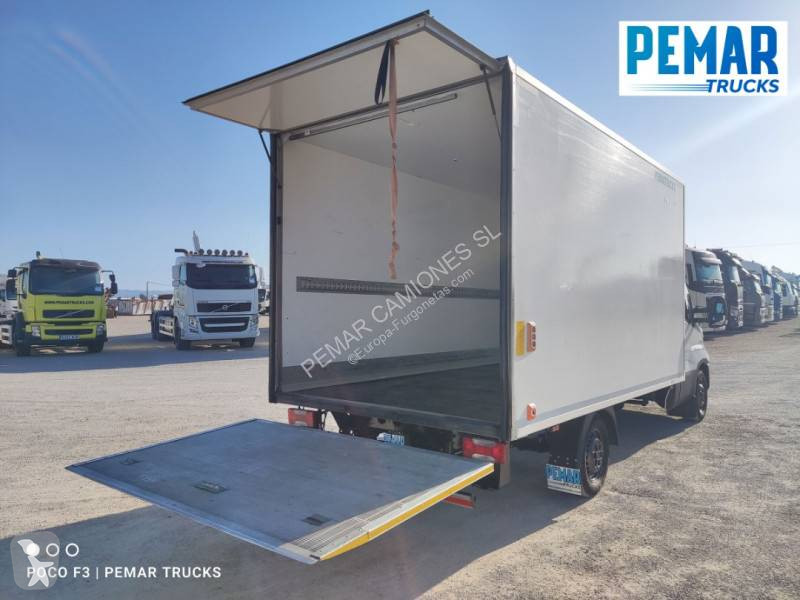 Véhicule utilitaire Iveco