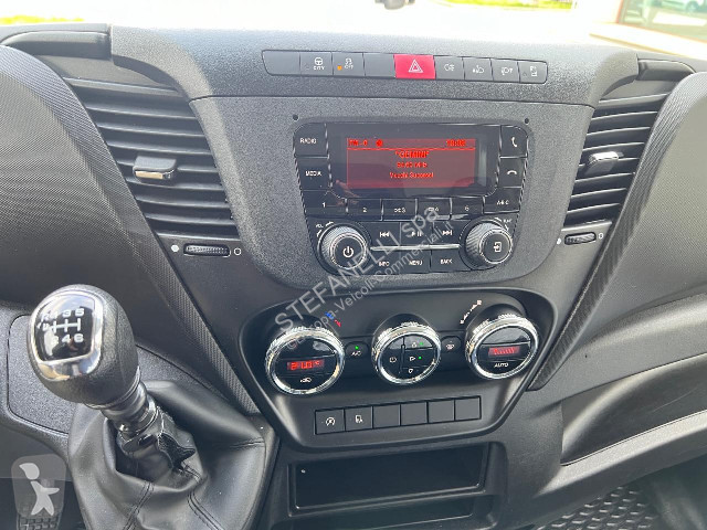 Veicolo commerciale Iveco DAILY 35S16 V