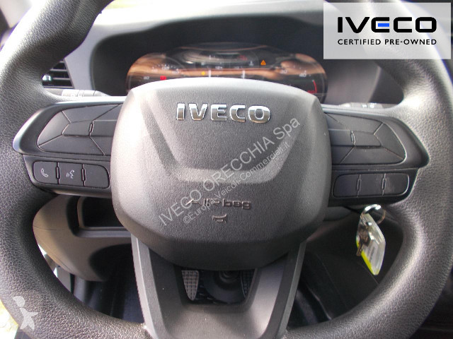 Veicolo commerciale Iveco DAILY 35C14 - 3750