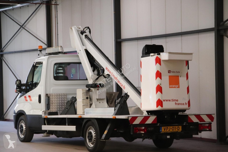 Bedrijfswagen Iveco 35S12 HOOGWERKER 13 METER...