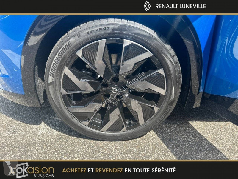 Veicolo commerciale Renault Rafale E-Tech full...