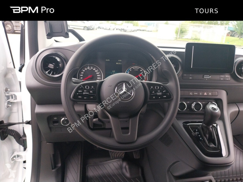 Véhicule utilitaire Mercedes e Long Pro