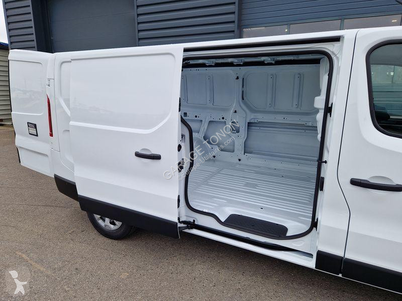 Užitkové vozidlo Renault L2H1 150 CV BVA
