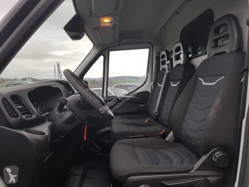 Veicolo commerciale Iveco 35 S 16 V...