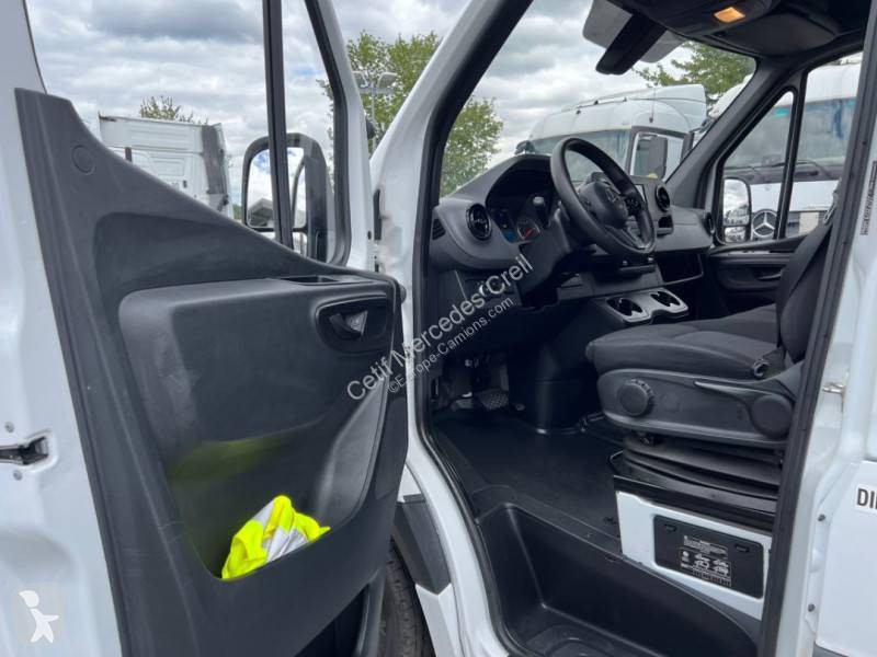 Véhicule utilitaire Mercedes