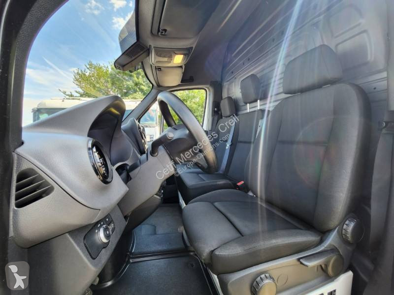 Véhicule utilitaire Mercedes
