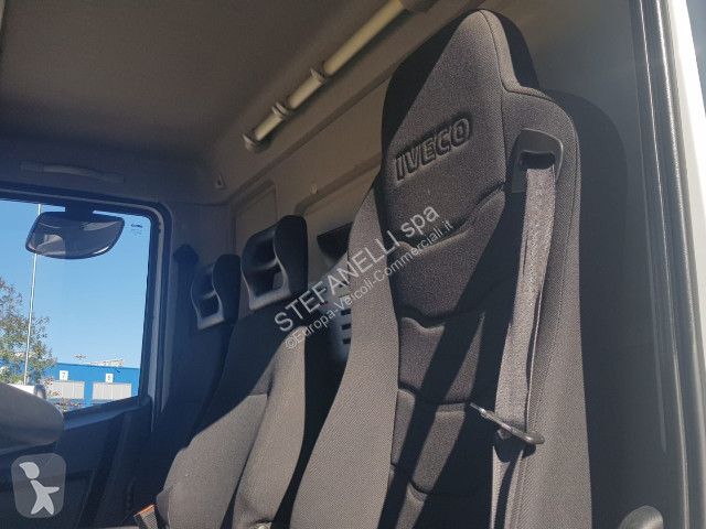 Veicolo commerciale Iveco EUROCARGO ML75E16...