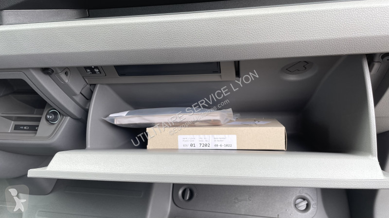 Véhicule utilitaire Volkswagen BENNE COFFRE JPM...