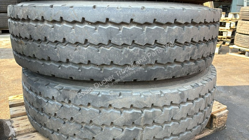 Furgoneta Michelin XZY-2 13R22.5