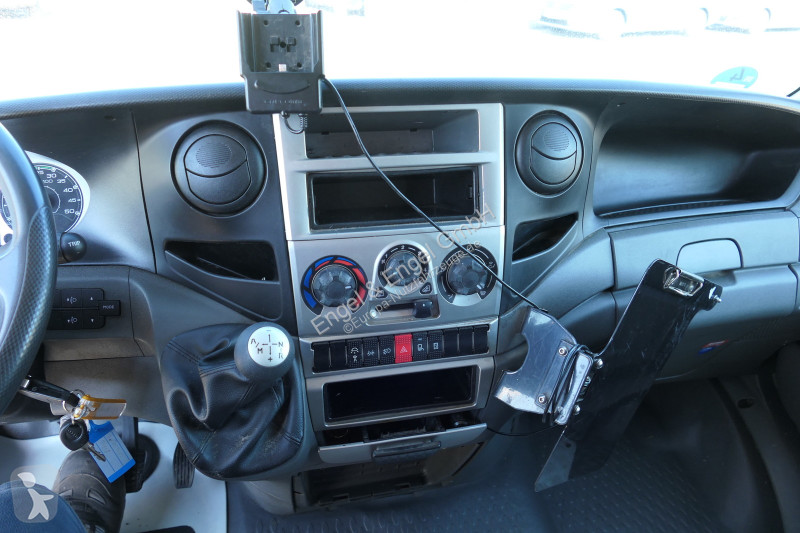 Užitkové vozidlo Iveco Daily 35 S11 C30C...