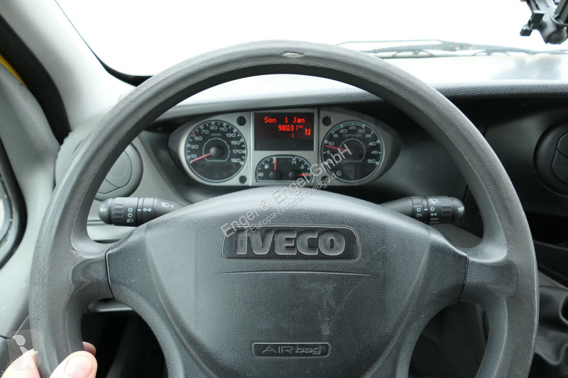 Veicolo commerciale Iveco Daily 35 S11 C30C...