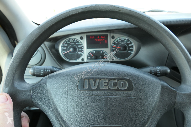 Nyttofordon Iveco Daily 35 S11 C30C AUTOMATIK...