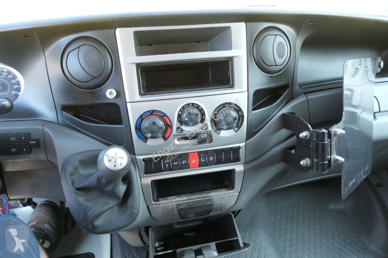Furgoneta Iveco Daily 35 S11 C30C AUTOMATIK...
