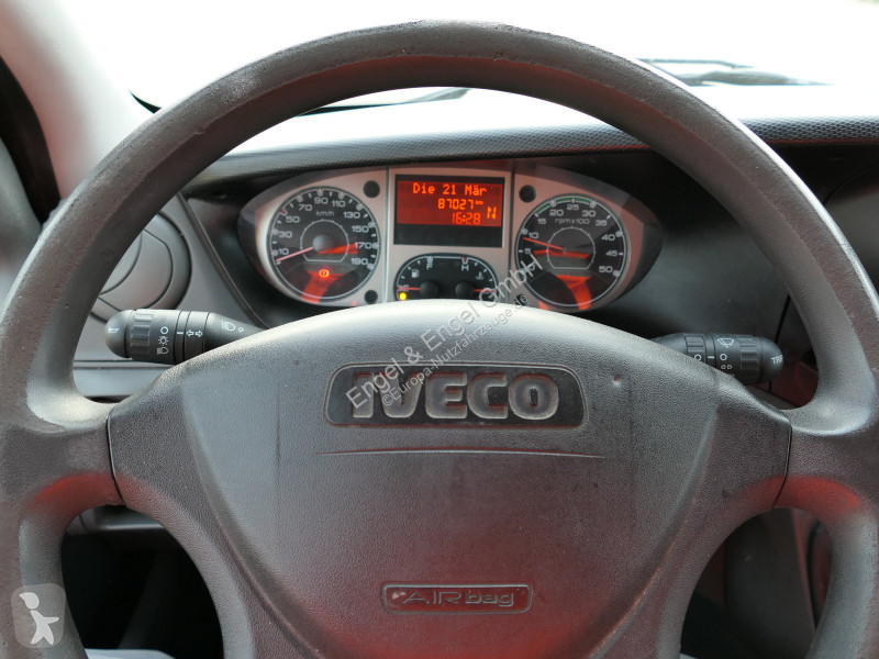 Furgoneta Iveco Daily 35 S11 C30C AUTOMATIK...