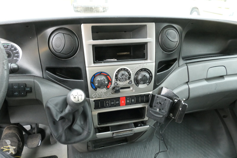 Veicolo commerciale Iveco Daily 35 S11 C30C...