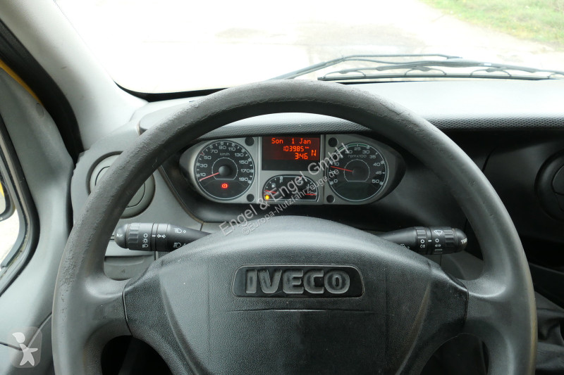 Veicolo commerciale Iveco Daily 35 S11 C30C...