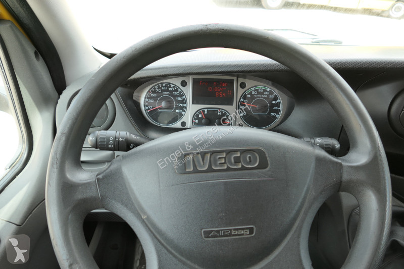 Nyttofordon Iveco Daily 35 S11 C30C AUTOMATIK...