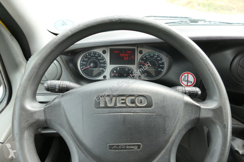 Veicolo commerciale Iveco Daily 35 S11 C30C...