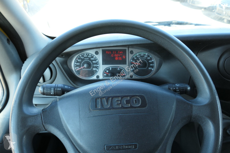 Furgoneta Iveco Daily 35 S11 C30C AUTOMATIK...