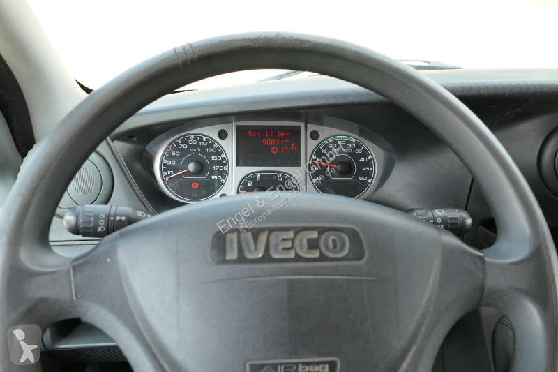 Veicolo commerciale Iveco Daily 35 S11 C30C...