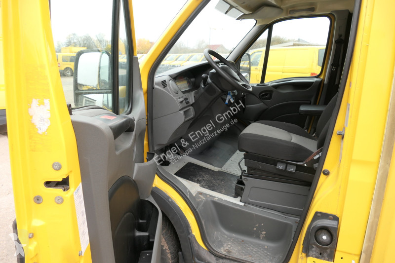 Autoutilitară Iveco Daily 35 S11 C30C AUTOMATIK...