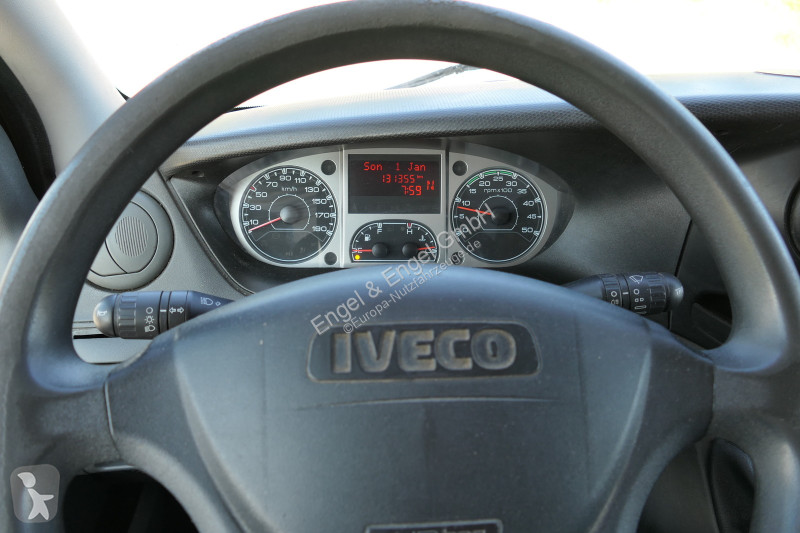 Veículo utilitário Iveco Daily 35 S11 C30C...