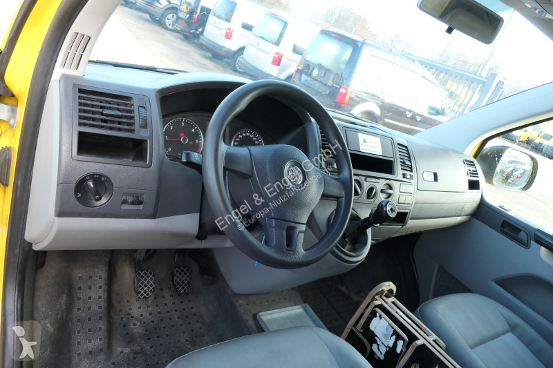 Volkswagen T5 Transporter 2.0 TDI 2-Sitzer...