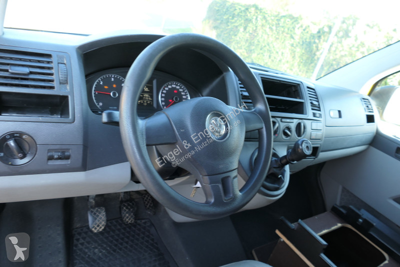 Samochód dostawczy Volkswagen T5 Transporter...