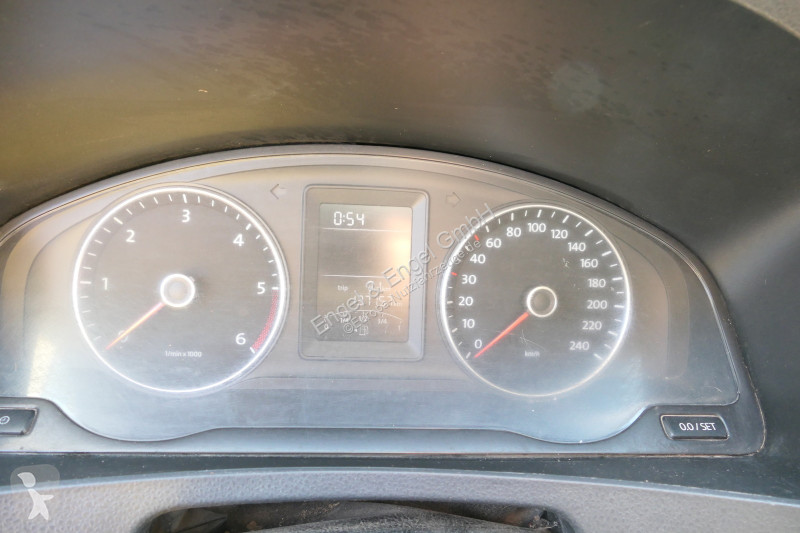 Autoutilitară Volkswagen T5 Transporter 2.0 TDI...