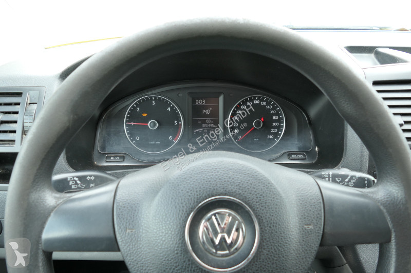Véhicule utilitaire Volkswagen T5 Transporter...