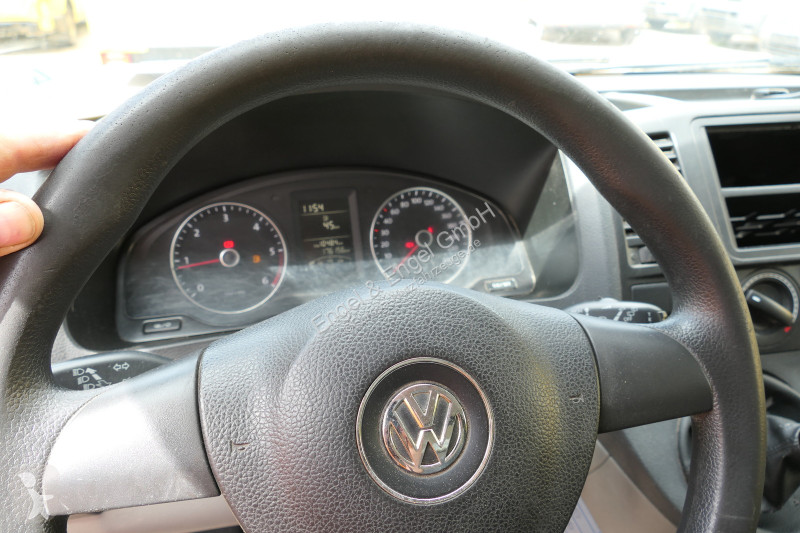 Véhicule utilitaire Volkswagen T5 Transporter...