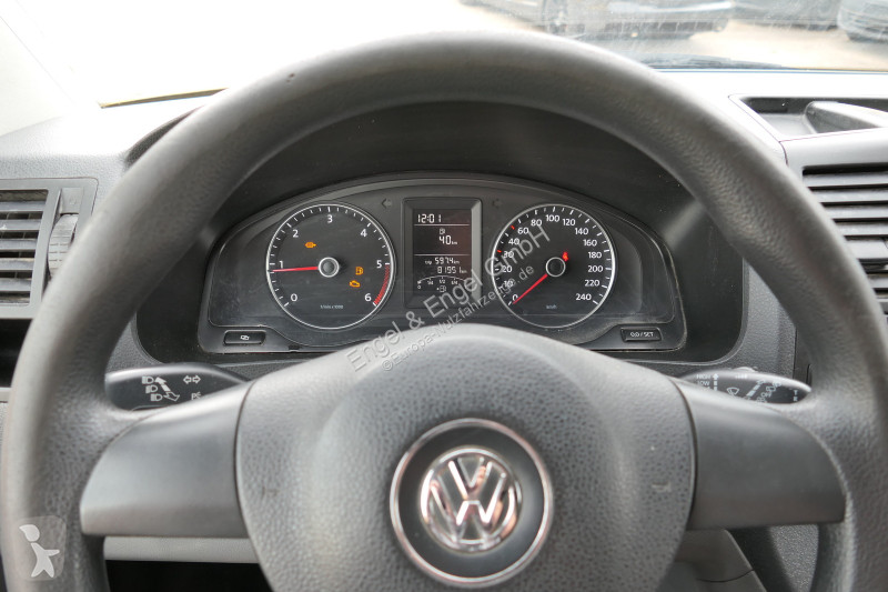 Véhicule utilitaire Volkswagen T5 Transporter...