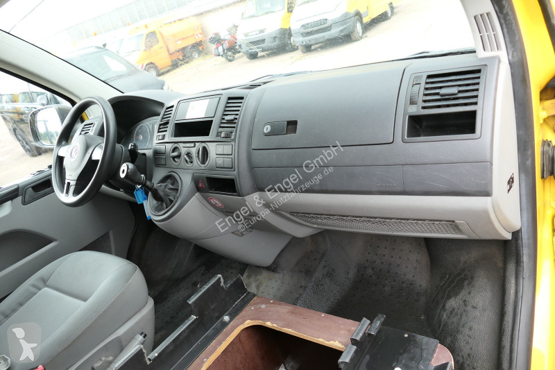 Veicolo commerciale Volkswagen T5 Transporter...