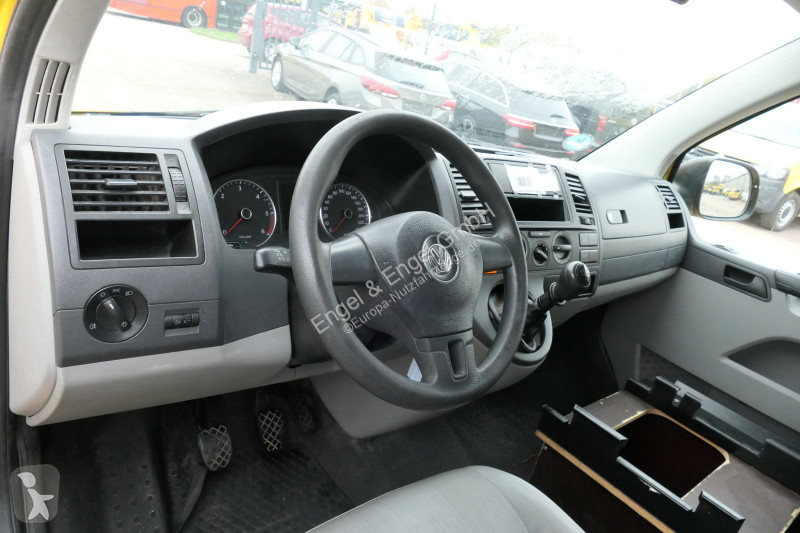 Veículo utilitário Volkswagen T5 Transporter...