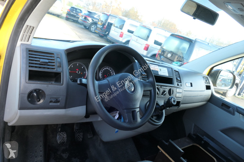Veicolo commerciale Volkswagen T5 Transporter...