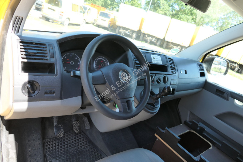 Коммерческий автомобиль Volkswagen T5...