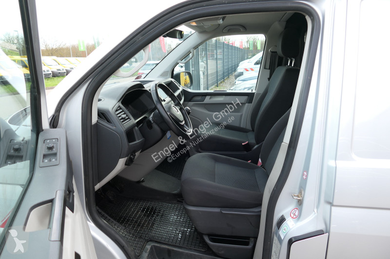 Autoutilitară Volkswagen T6 Transporter 2.0 TDI...