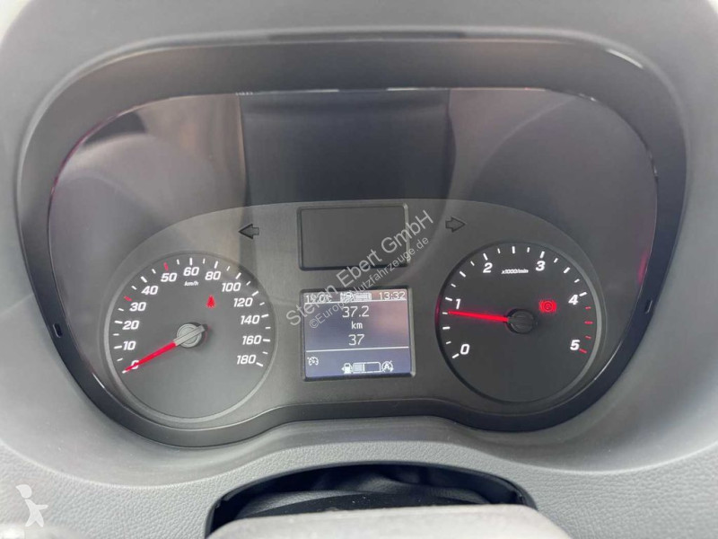 Užitkové vozidlo Mercedes 317 CDI...