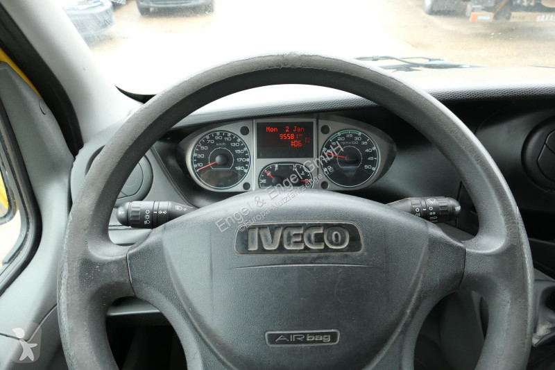 Furgoneta Iveco Daily 35 S11 C30C AUTOMATIK...