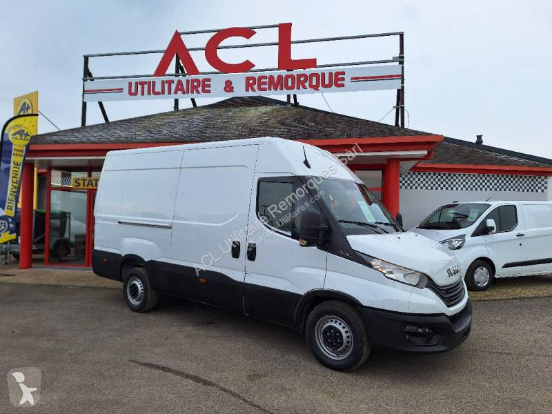 Furgoneta Iveco