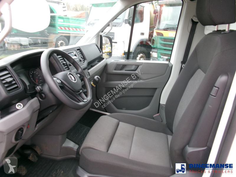 Véhicule utilitaire Volkswagen 4x2 curtain side...