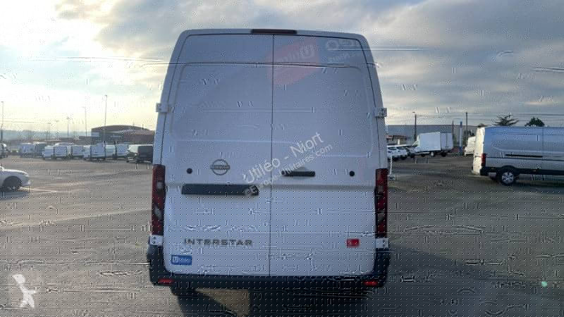 Furgoneta Nissan