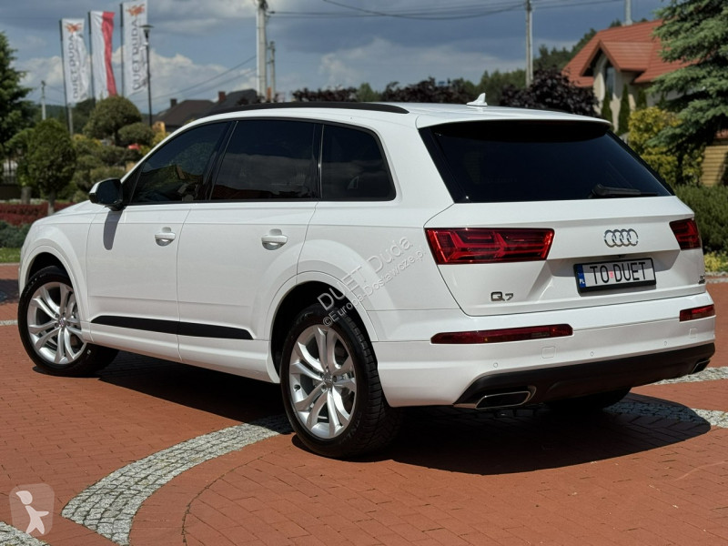Véhicule utilitaire Audi Q7