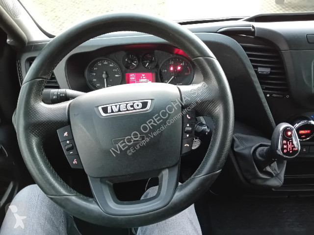 Veicolo commerciale Iveco DAILY 35S14 AT8