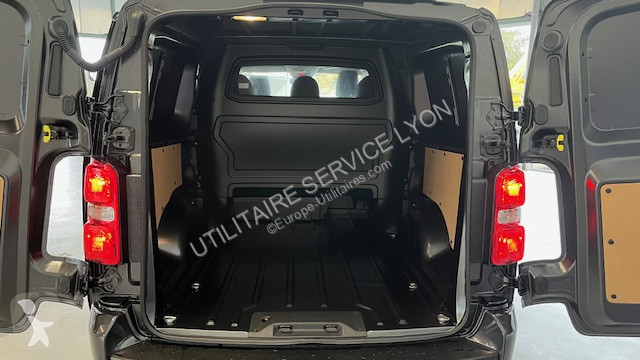 Autoutilitară Fiat CA FIXE BLUEHDI 180 XL EAT8...