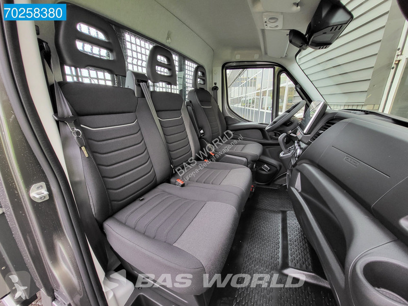 Furgoneta Iveco 35C21 3.0L Black Edition...